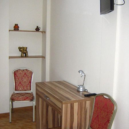 Gosciniec Podkowa Apartment Włodawa Стая снимка
