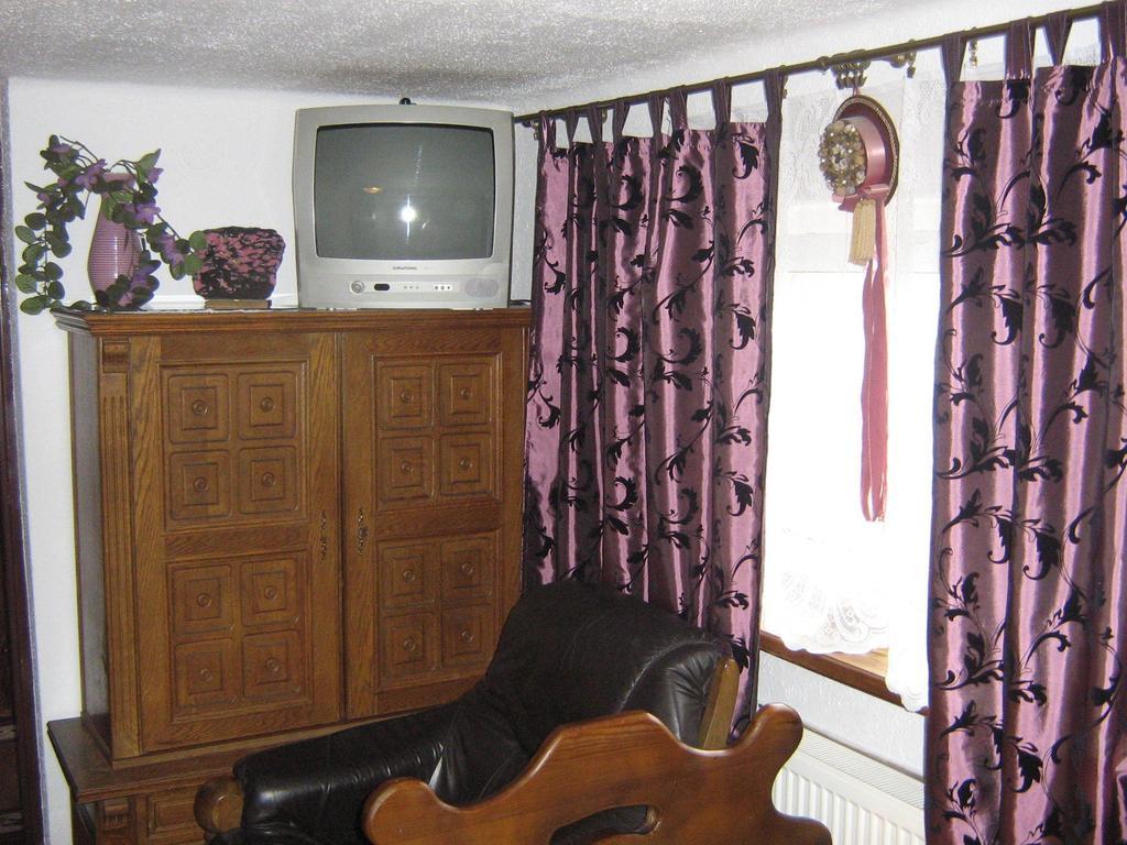 Gosciniec Podkowa Apartment Włodawa Стая снимка