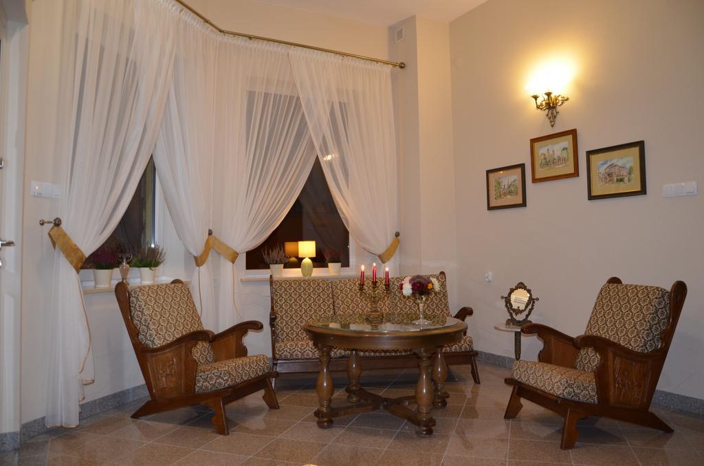 Gosciniec Podkowa Apartment Włodawa Екстериор снимка