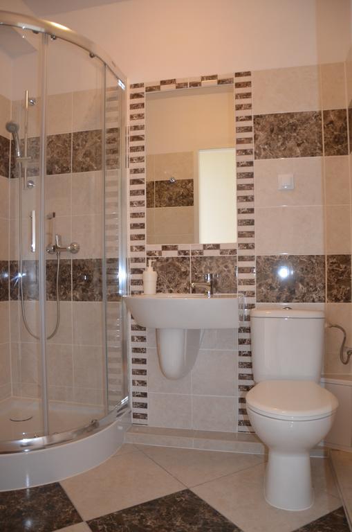 Gosciniec Podkowa Apartment Włodawa Стая снимка
